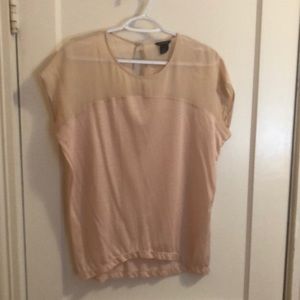 Soft peach/pink Club Monaco tee